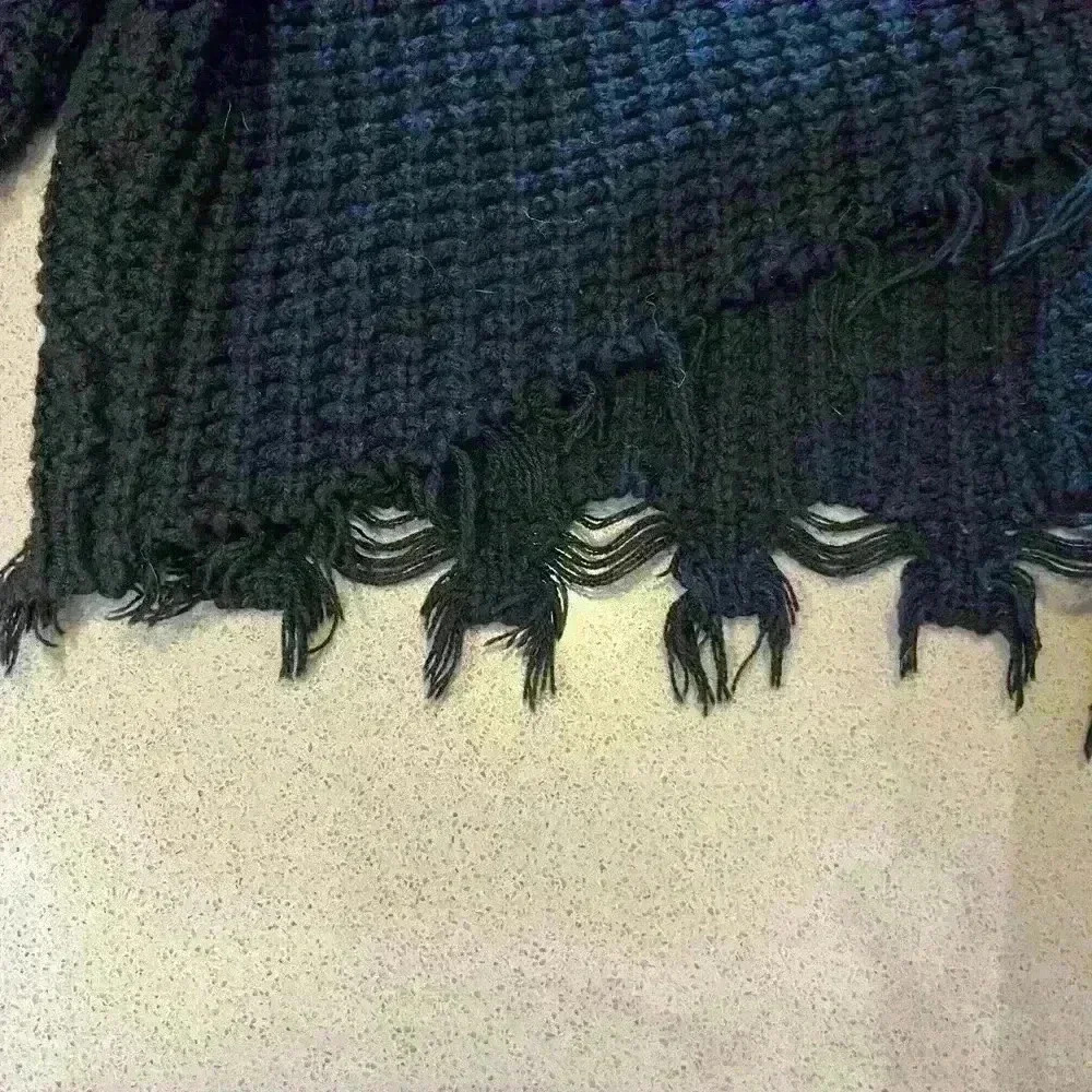 Forever 21 twist knot top sweater - Picture 8 of 9